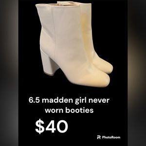 White booties Size 6.5 The chunky 3 ½” block heel adds stability to your stance